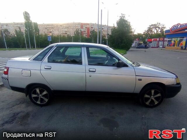 Серый ВАЗ 2110, объемом двигателя 1.6 л и пробегом 460 тыс. км за 1700 $, фото 2 на Automoto.ua