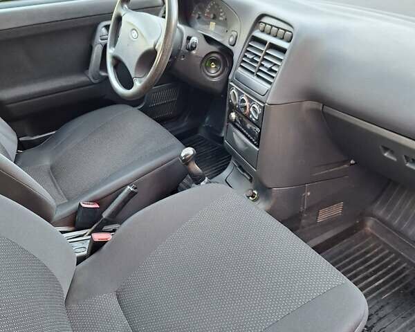 Серый ВАЗ 2110, объемом двигателя 1.6 л и пробегом 87 тыс. км за 2850 $, фото 10 на Automoto.ua