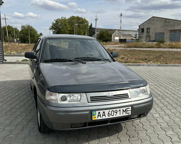 Сірий ВАЗ 2110, об'ємом двигуна 1.6 л та пробігом 141 тис. км за 2800 $, фото 2 на Automoto.ua