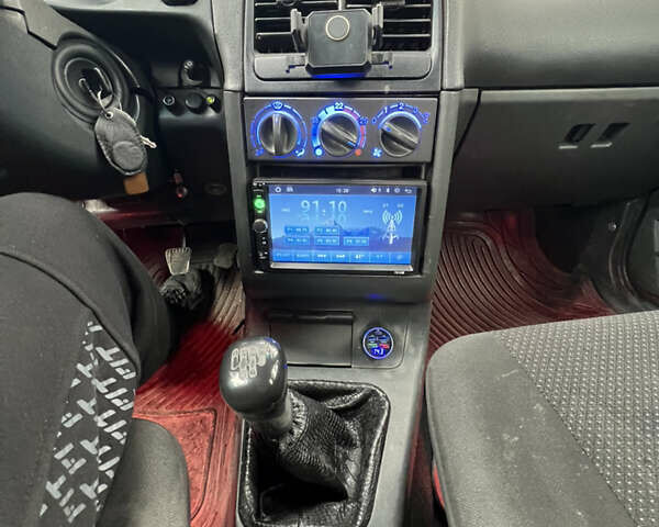 Серый ВАЗ 2110, объемом двигателя 1.6 л и пробегом 258 тыс. км за 1500 $, фото 9 на Automoto.ua