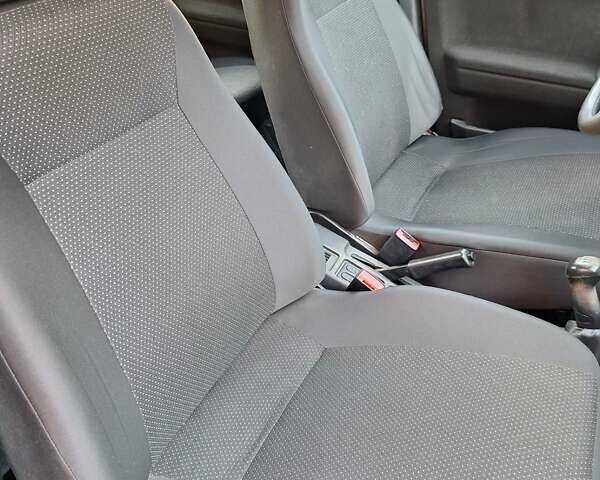 Серый ВАЗ 2110, объемом двигателя 1.6 л и пробегом 87 тыс. км за 2850 $, фото 9 на Automoto.ua