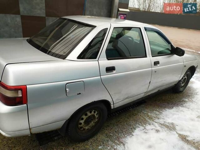 Серый ВАЗ 2110, объемом двигателя 1.6 л и пробегом 440 тыс. км за 1300 $, фото 1 на Automoto.ua