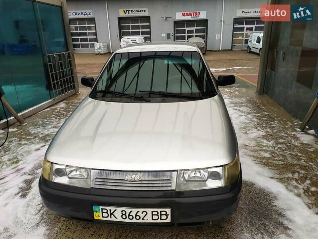 Серый ВАЗ 2110, объемом двигателя 1.6 л и пробегом 440 тыс. км за 1300 $, фото 3 на Automoto.ua