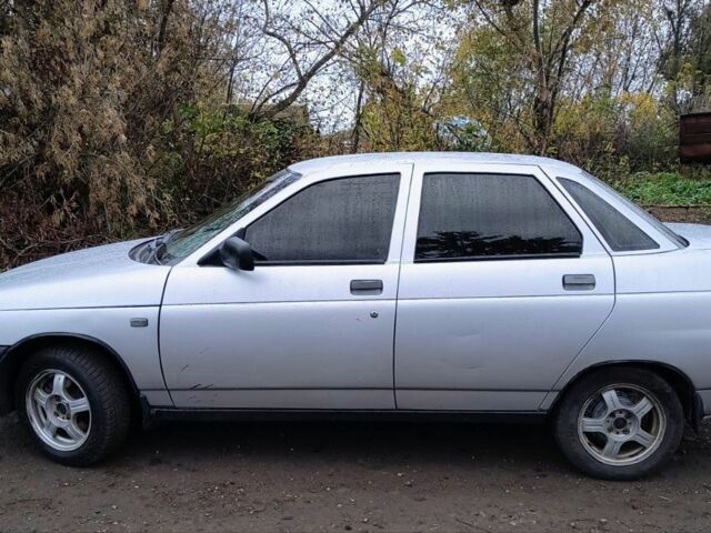 ВАЗ 2110 2011 у Бурыне на Automoto.ua Сірий ВАЗ 2110, об'ємом двигуна 0 л та пробігом 140 тис. км за 2500 $, фото 1 на Automoto.ua