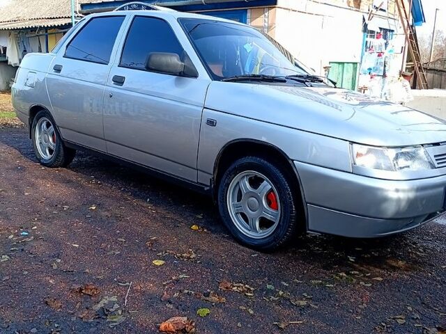Сірий ВАЗ 2110, об'ємом двигуна 1.6 л та пробігом 100 тис. км за 3350 $, фото 1 на Automoto.ua