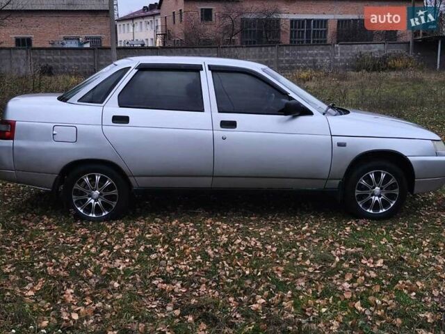 Серый ВАЗ 2110, объемом двигателя 1.6 л и пробегом 192 тыс. км за 2350 $, фото 3 на Automoto.ua