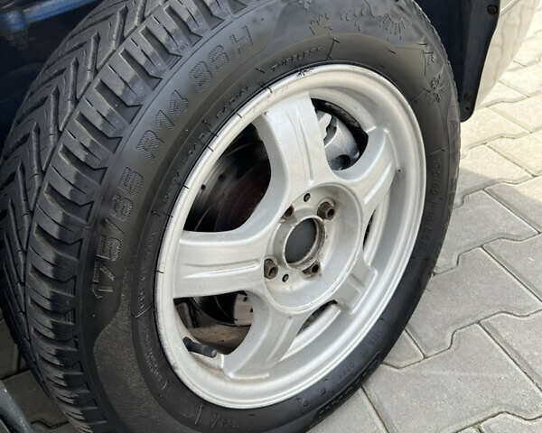 Сірий ВАЗ 2110, об'ємом двигуна 1.6 л та пробігом 141 тис. км за 2800 $, фото 14 на Automoto.ua