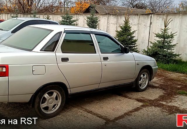 Серый ВАЗ 2110, объемом двигателя 1.6 л и пробегом 160 тыс. км за 2300 $, фото 3 на Automoto.ua