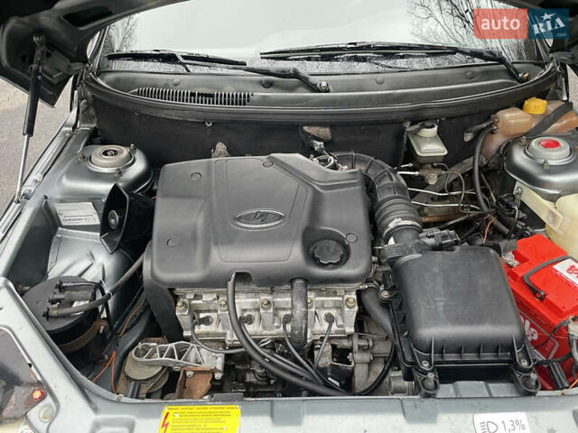 Сірий ВАЗ 2110, об'ємом двигуна 1.6 л та пробігом 175 тис. км за 1750 $, фото 12 на Automoto.ua