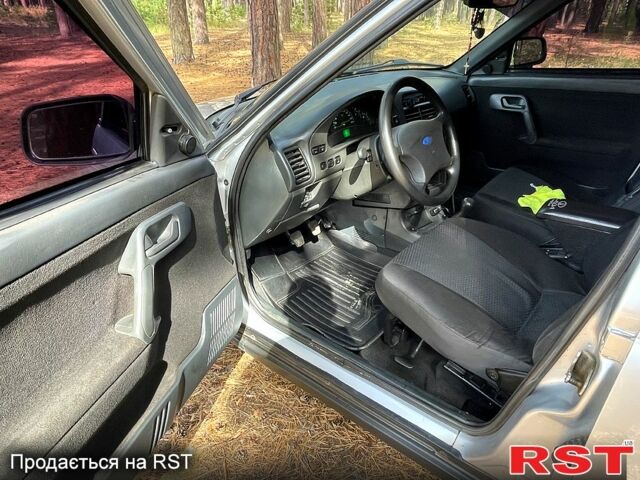 ВАЗ 2110 2011 в Лебедине на Automoto.ua Серый ВАЗ 2110, объемом двигателя 1.6 л и пробегом 0 тыс. км за 2550 $, фото 4 на Automoto.ua