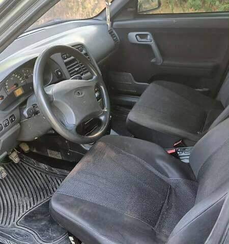 Серый ВАЗ 2110, объемом двигателя 1.6 л и пробегом 129 тыс. км за 2500 $, фото 1 на Automoto.ua