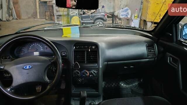 Серый ВАЗ 2110, объемом двигателя 1.6 л и пробегом 230 тыс. км за 2600 $, фото 8 на Automoto.ua