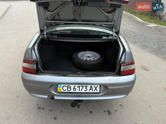 Сірий ВАЗ 2110, об'ємом двигуна 1.6 л та пробігом 190 тис. км за 2650 $, фото 12 на Automoto.ua