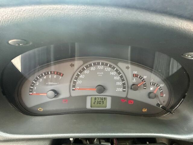 Сірий ВАЗ 2110, об'ємом двигуна 1.6 л та пробігом 87 тис. км за 3000 $, фото 6 на Automoto.ua