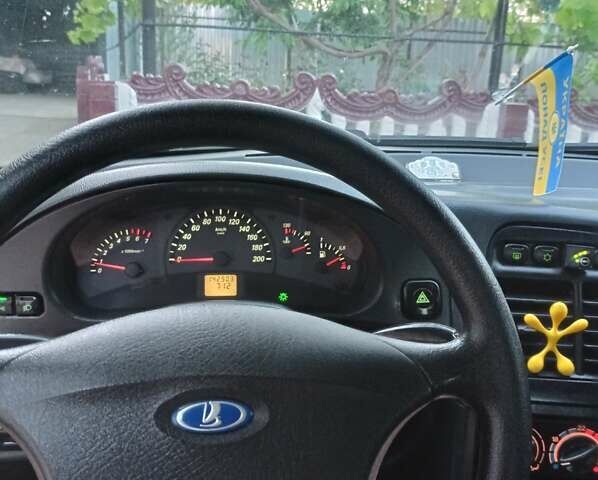 Серый ВАЗ 2110, объемом двигателя 1.6 л и пробегом 145 тыс. км за 2850 $, фото 4 на Automoto.ua