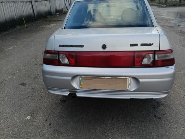 Серый ВАЗ 2110, объемом двигателя 1 л и пробегом 490 тыс. км за 1550 $, фото 4 на Automoto.ua