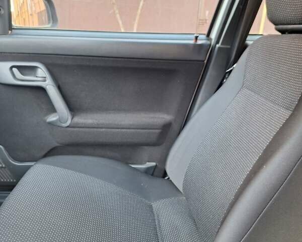 Серый ВАЗ 2110, объемом двигателя 1.6 л и пробегом 87 тыс. км за 2850 $, фото 2 на Automoto.ua