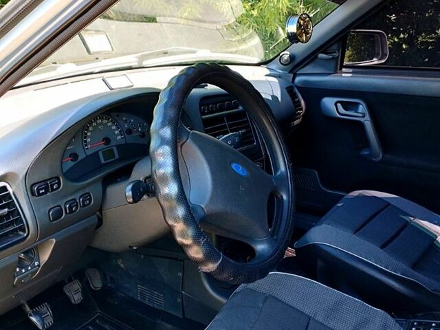 Серый ВАЗ 2110, объемом двигателя 1.6 л и пробегом 162 тыс. км за 3500 $, фото 10 на Automoto.ua