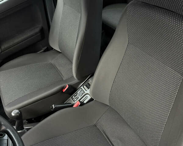 Сірий ВАЗ 2110, об'ємом двигуна 1.6 л та пробігом 190 тис. км за 2650 $, фото 20 на Automoto.ua