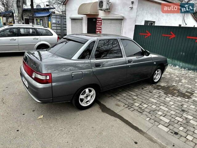 Серый ВАЗ 2110, объемом двигателя 1.6 л и пробегом 104 тыс. км за 3850 $, фото 3 на Automoto.ua