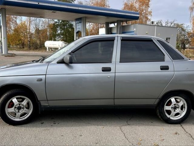 Сірий ВАЗ 2110, об'ємом двигуна 1.6 л та пробігом 87 тис. км за 3000 $, фото 1 на Automoto.ua