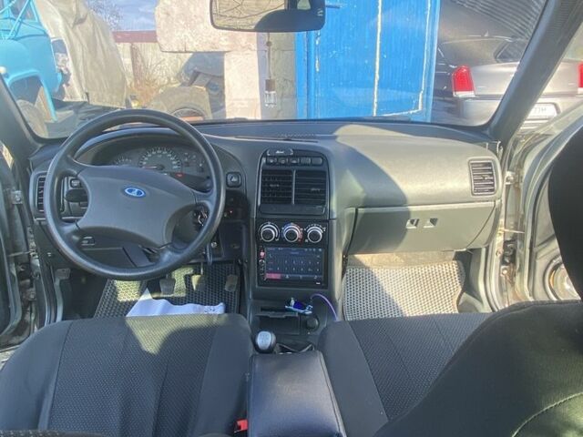 Сірий ВАЗ 2110, об'ємом двигуна 1.6 л та пробігом 180 тис. км за 1661 $, фото 2 на Automoto.ua