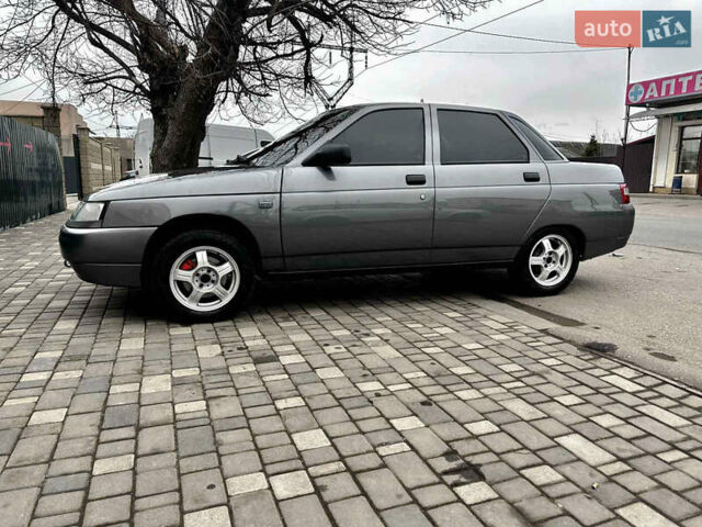 Серый ВАЗ 2110, объемом двигателя 1.6 л и пробегом 104 тыс. км за 3850 $, фото 6 на Automoto.ua