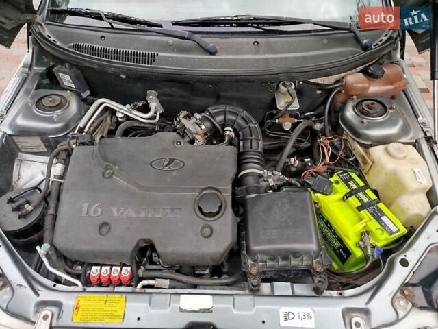 Сірий ВАЗ 2110, об'ємом двигуна 1.6 л та пробігом 139 тис. км за 3200 $, фото 3 на Automoto.ua