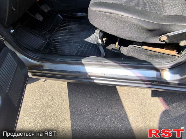 Серый ВАЗ 2110, объемом двигателя 1.6 л и пробегом 33 тыс. км за 3500 $, фото 7 на Automoto.ua