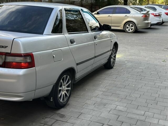 Серый ВАЗ 2110, объемом двигателя 1.6 л и пробегом 160 тыс. км за 2700 $, фото 3 на Automoto.ua