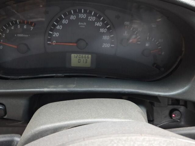 Серый ВАЗ 2110, объемом двигателя 1.6 л и пробегом 120 тыс. км за 829 $, фото 5 на Automoto.ua