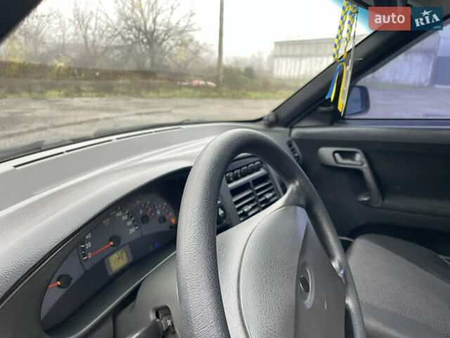 Серый ВАЗ 2110, объемом двигателя 1.6 л и пробегом 250 тыс. км за 2699 $, фото 6 на Automoto.ua