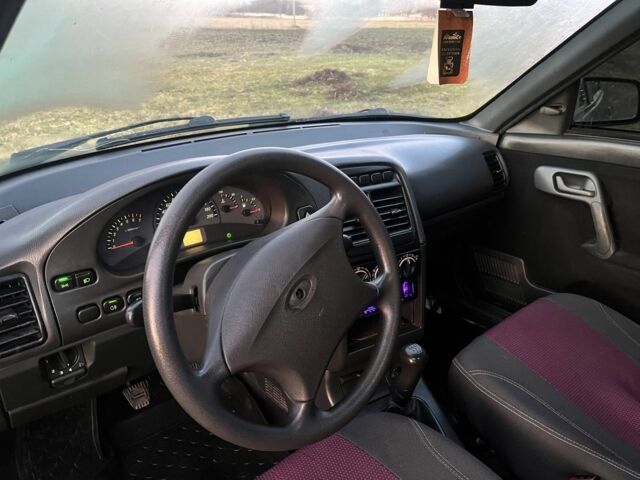 Сірий ВАЗ 2110, об'ємом двигуна 1.6 л та пробігом 112 тис. км за 2400 $, фото 10 на Automoto.ua