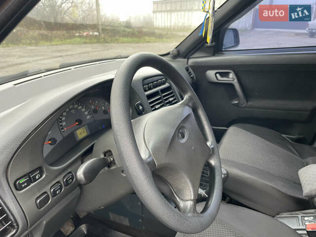 Серый ВАЗ 2110, объемом двигателя 1.6 л и пробегом 250 тыс. км за 2699 $, фото 9 на Automoto.ua