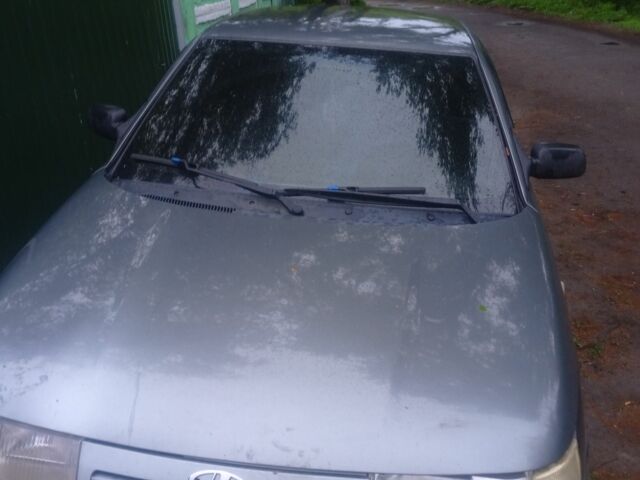 Серый ВАЗ 2110, объемом двигателя 0 л и пробегом 240 тыс. км за 900 $, фото 2 на Automoto.ua