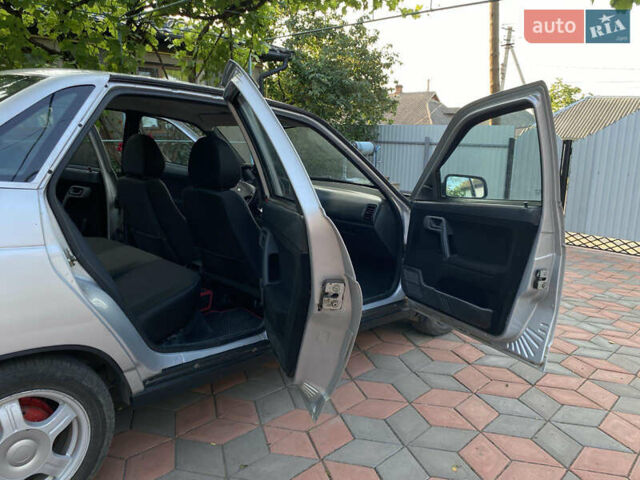 Серый ВАЗ 2110, объемом двигателя 1.6 л и пробегом 190 тыс. км за 2999 $, фото 4 на Automoto.ua