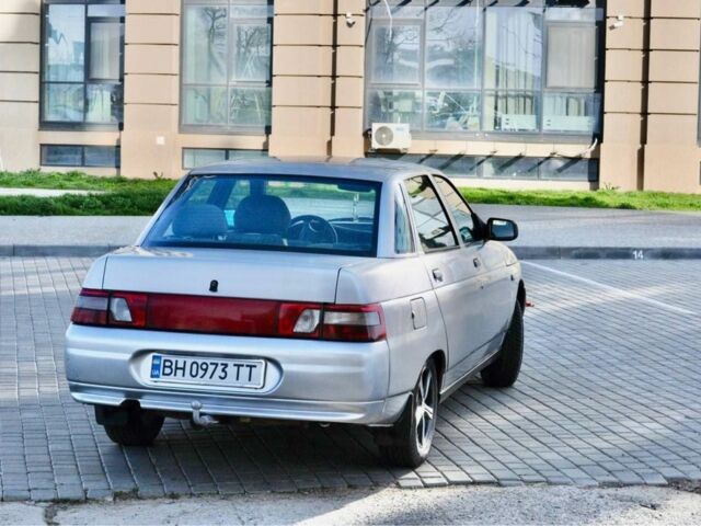 Серый ВАЗ 2110, объемом двигателя 1.6 л и пробегом 120 тыс. км за 3200 $, фото 1 на Automoto.ua