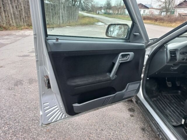 Серый ВАЗ 2110, объемом двигателя 0 л и пробегом 88 тыс. км за 2950 $, фото 12 на Automoto.ua