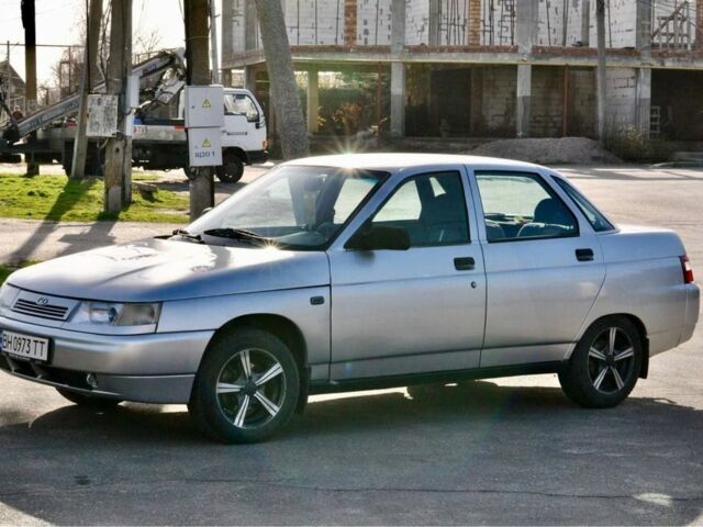 Серый ВАЗ 2110, объемом двигателя 1.6 л и пробегом 120 тыс. км за 3200 $, фото 11 на Automoto.ua