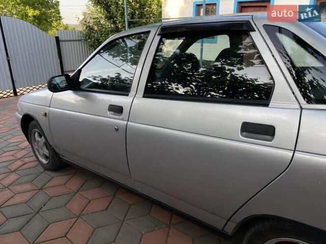 Серый ВАЗ 2110, объемом двигателя 1.6 л и пробегом 190 тыс. км за 3000 $, фото 5 на Automoto.ua