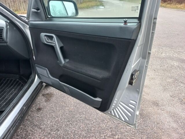 Серый ВАЗ 2110, объемом двигателя 0 л и пробегом 88 тыс. км за 2950 $, фото 13 на Automoto.ua