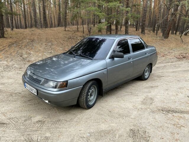 Серый ВАЗ 2110, объемом двигателя 1.6 л и пробегом 195 тыс. км за 3000 $, фото 4 на Automoto.ua