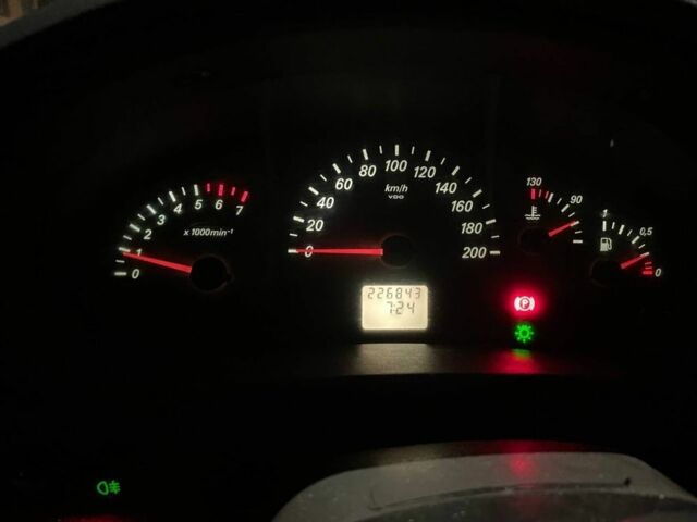 Сірий ВАЗ 2110, об'ємом двигуна 1.5 л та пробігом 2 тис. км за 3100 $, фото 6 на Automoto.ua