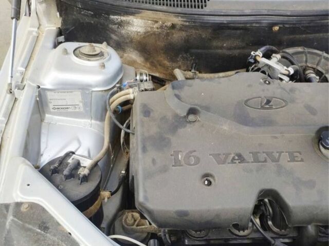 Серый ВАЗ 2110, объемом двигателя 1.6 л и пробегом 120 тыс. км за 3200 $, фото 10 на Automoto.ua