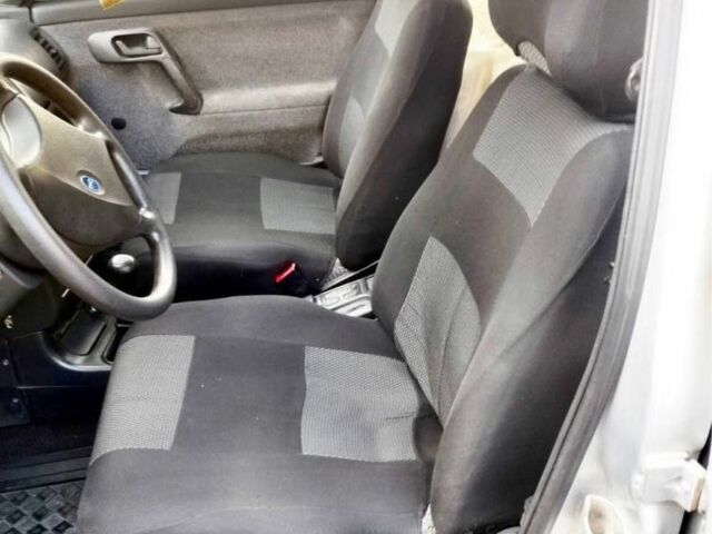 Серый ВАЗ 2110, объемом двигателя 1.6 л и пробегом 120 тыс. км за 3200 $, фото 8 на Automoto.ua