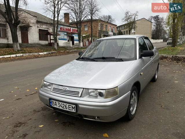 Серый ВАЗ 2110, объемом двигателя 1.6 л и пробегом 190 тыс. км за 2999 $, фото 2 на Automoto.ua