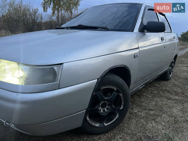 ВАЗ 2110 2013 в Чугуеве на Automoto.ua Серый ВАЗ 2110, объемом двигателя 0 л и пробегом 150 тыс. км за 3000 $, фото 4 на Automoto.ua