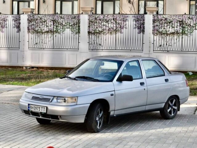 Серый ВАЗ 2110, объемом двигателя 1.6 л и пробегом 120 тыс. км за 3200 $, фото 6 на Automoto.ua