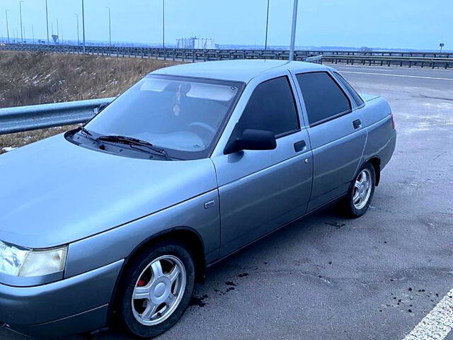 Серый ВАЗ 2110, объемом двигателя 1.6 л и пробегом 215 тыс. км за 2700 $, фото 2 на Automoto.ua