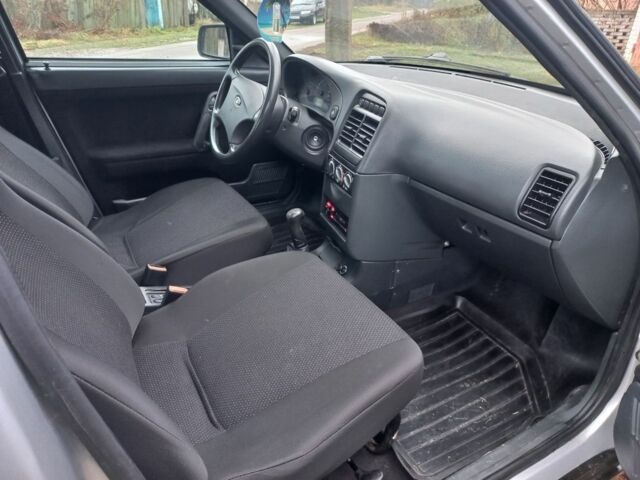 Серый ВАЗ 2110, объемом двигателя 0 л и пробегом 88 тыс. км за 2950 $, фото 8 на Automoto.ua